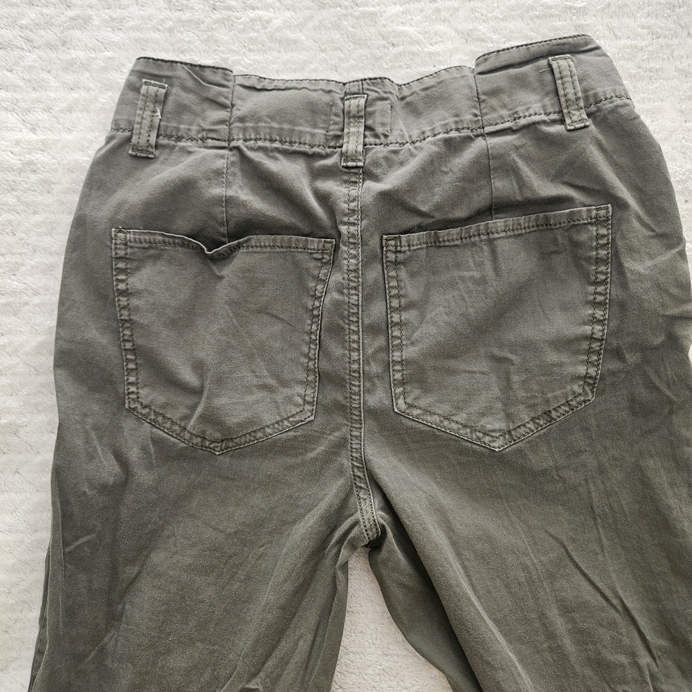 Olive Green Pleated Pants - Picture 8 of 8